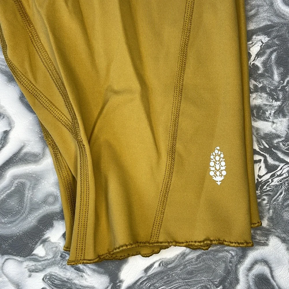 NWT Free People Movement Heart Rate Shorts - Alchemy Small - Picture 3 of 10